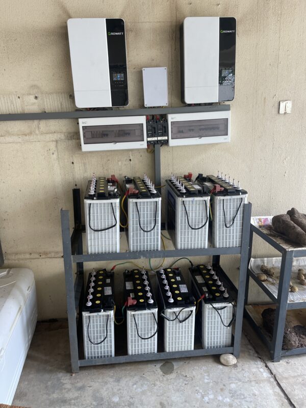 10kw Growatt Inverter and luminous 220Ah battery x 8pcs